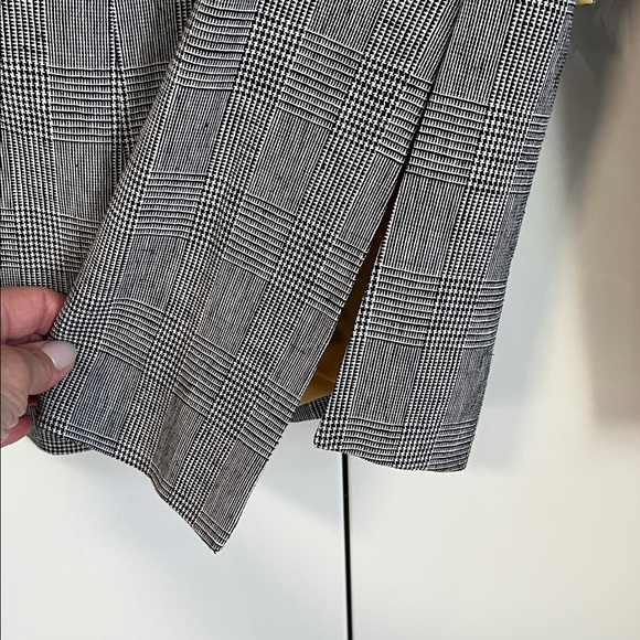 NVLT NWOT Oversized Grey Pinstripe Asymmetric Blazer Lined, Size S/M - Picture 7 of 13